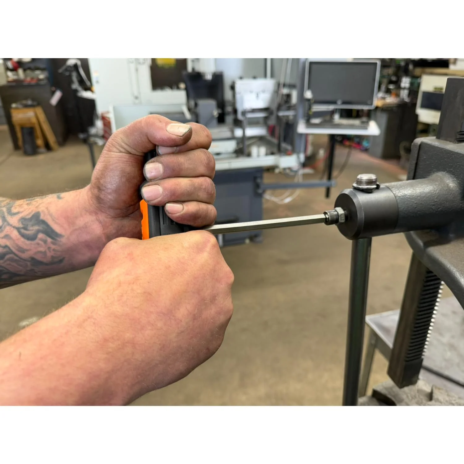 BONDHUS Quick-T  L-Wrench to Handle Adaptor - Image 9